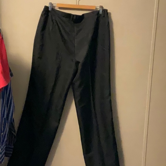 Elegant Black Straight Leg Women's Pants - Picture 3 of 4